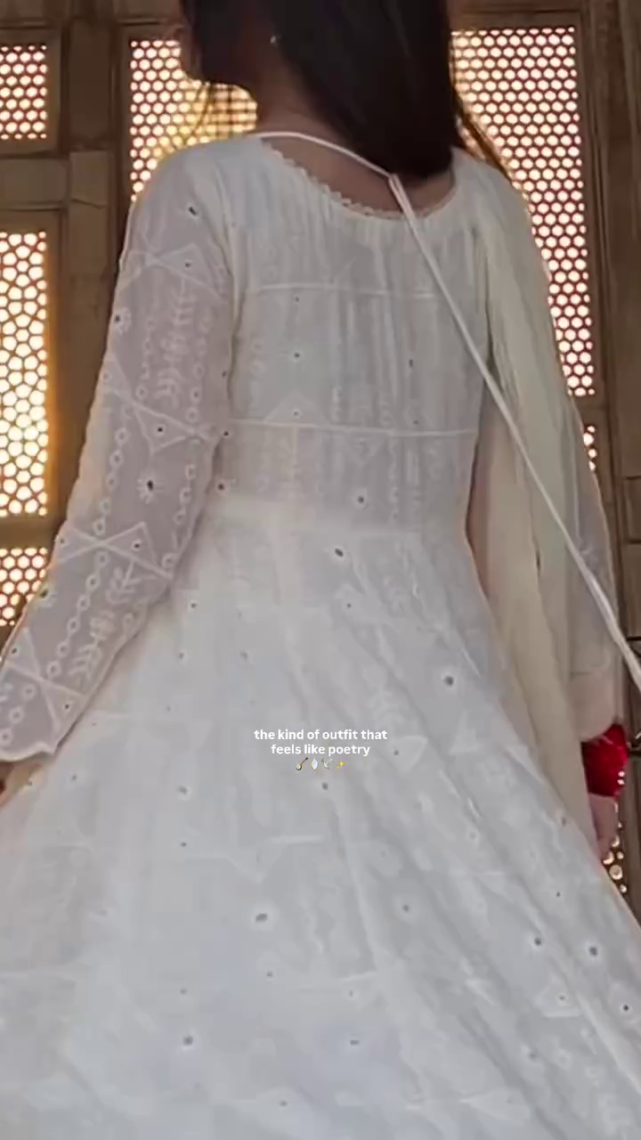 Ethereal Ivory Anarkali – Timeless Grace in Every Flow